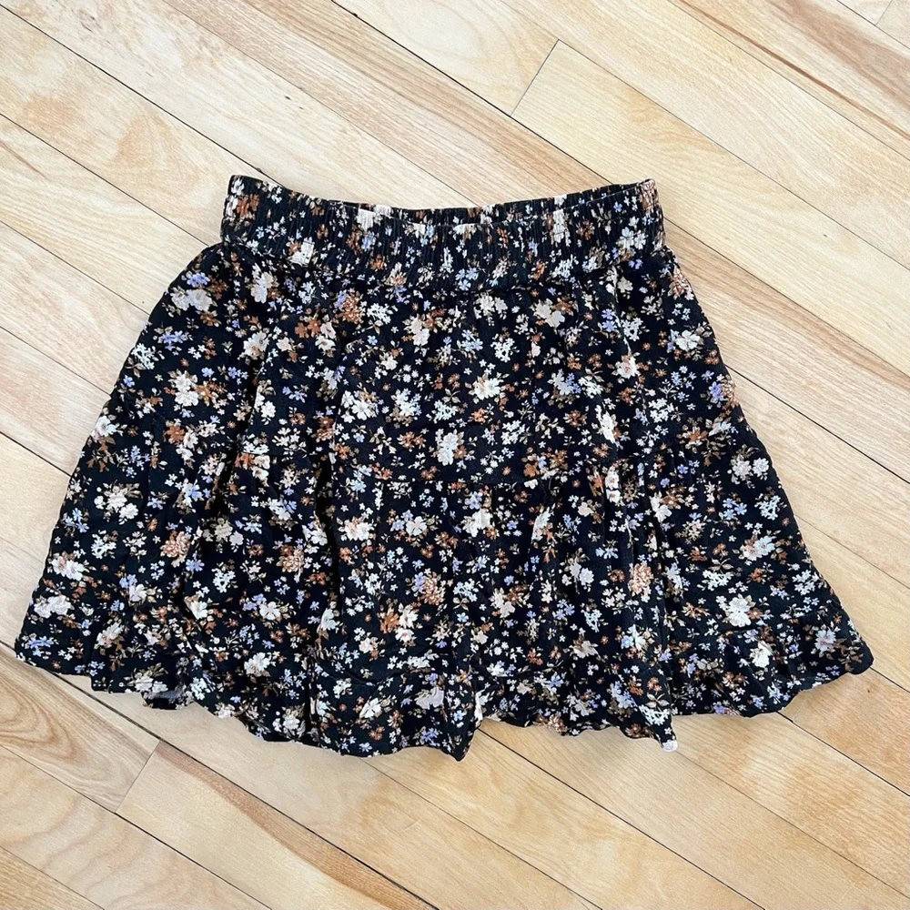 American Eagle Floral Mini Shirt - Size XS